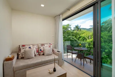 Suite de un dormitorio con vistas a la montaña — Splendid Sea View Resort